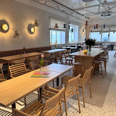 Holenderskie Eden & *